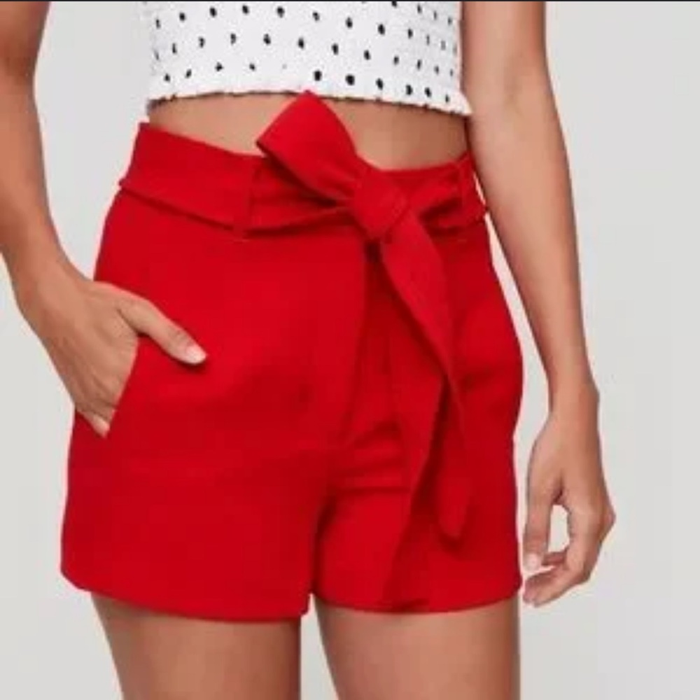 ARITZIA WILFRED Red Paperbag Waist Crepe Shorts - Size 2
